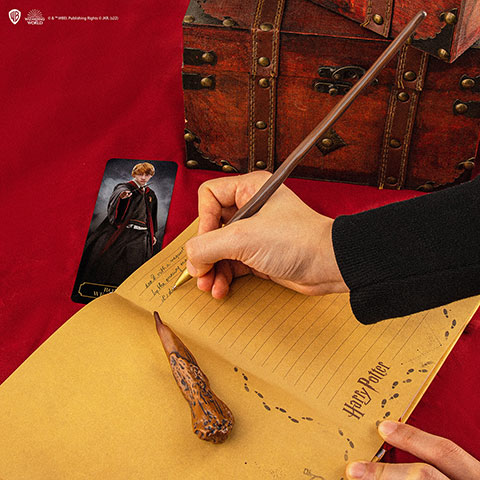 Stylo baguette & support & marque-page lenticulaire Ron Weasley - Harry Potter Stylo baguette & support & marque-page lenticulaire Ron Weasley - Harry Potter