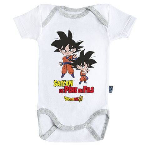 Saiyan de père en fils - Goku et Goten - Dragon Ball Super - Body Bébé manches courtes Saiyan de père en fils - Goku et Goten - Dragon Ball Super - Body Bébé manches courtes