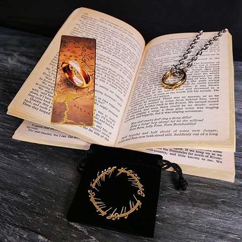 Pack Anneau Unique et Marque page métal - Le Seigneur des Anneaux Pack Anneau Unique et Marque page métal - Le Seigneur des Anneaux